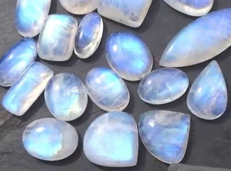 Moonstone Crystals